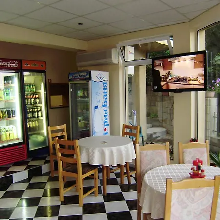 семеен пиер Златни пясъци