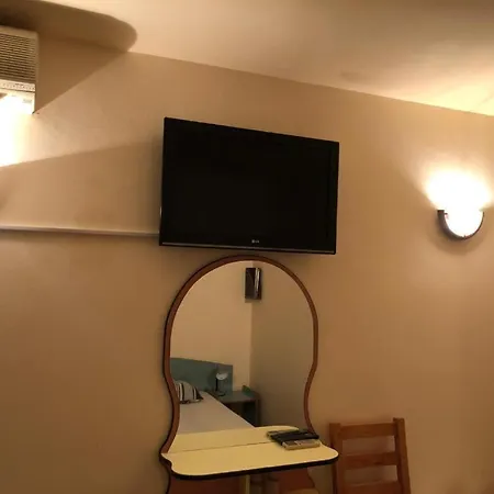 Хотел семеен пиер 3*