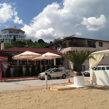 семеен пиер Златни пясъци