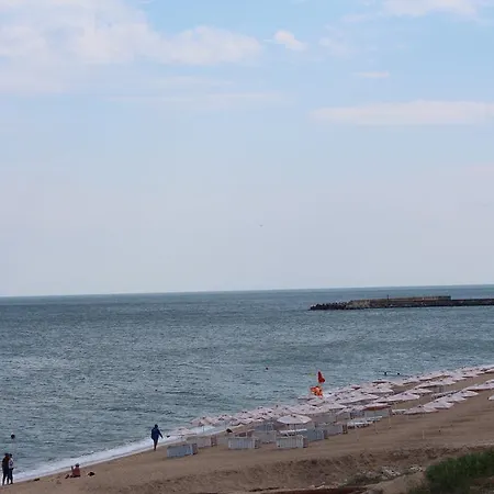 Хотел семеен пиер Златни пясъци