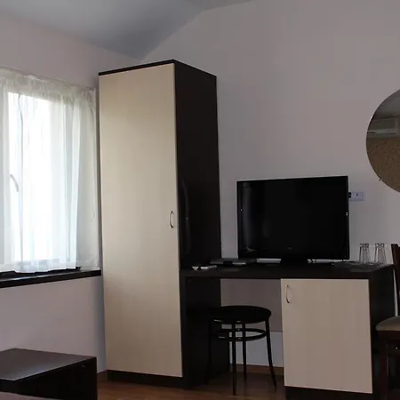 семеен пиер Златни пясъци