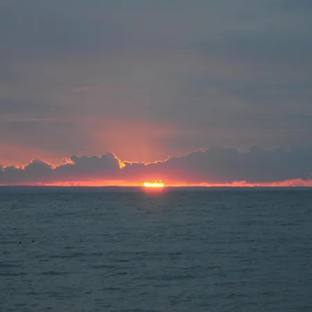 семеен пиер Хотел