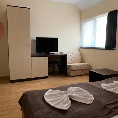 семеен пиер