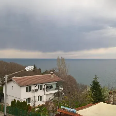 семеен пиер Златни пясъци