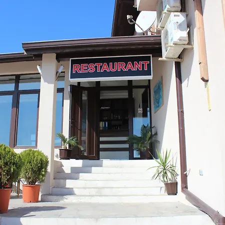 Hotel Family Pier 3*