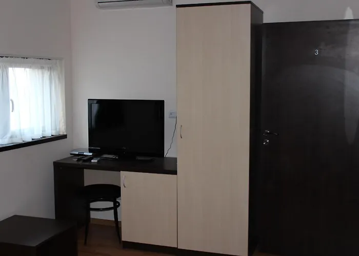 Family Pier Nisipurile de Aur